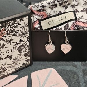 Gucci Sterling Silver 925 Dangling Heart Earrings in pouch and box used twice